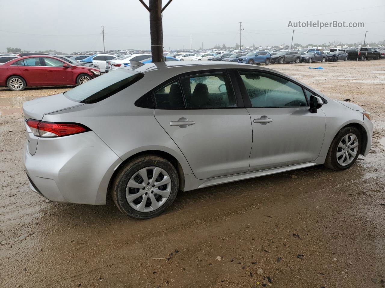 2021 Toyota Corolla Le Silver vin: 5YFEPMAE8MP219531