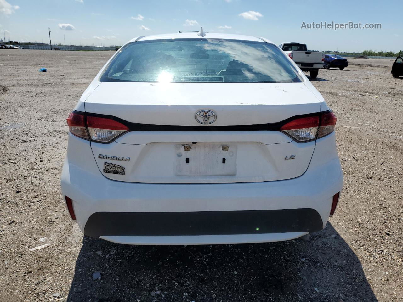 2021 Toyota Corolla Le White vin: 5YFEPMAE8MP222090