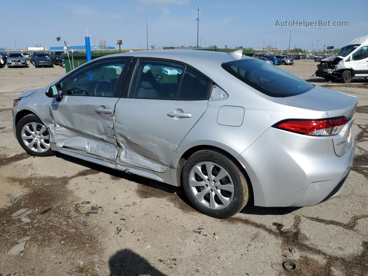 2021 Toyota Corolla Le Silver vin: 5YFEPMAEXMP158375