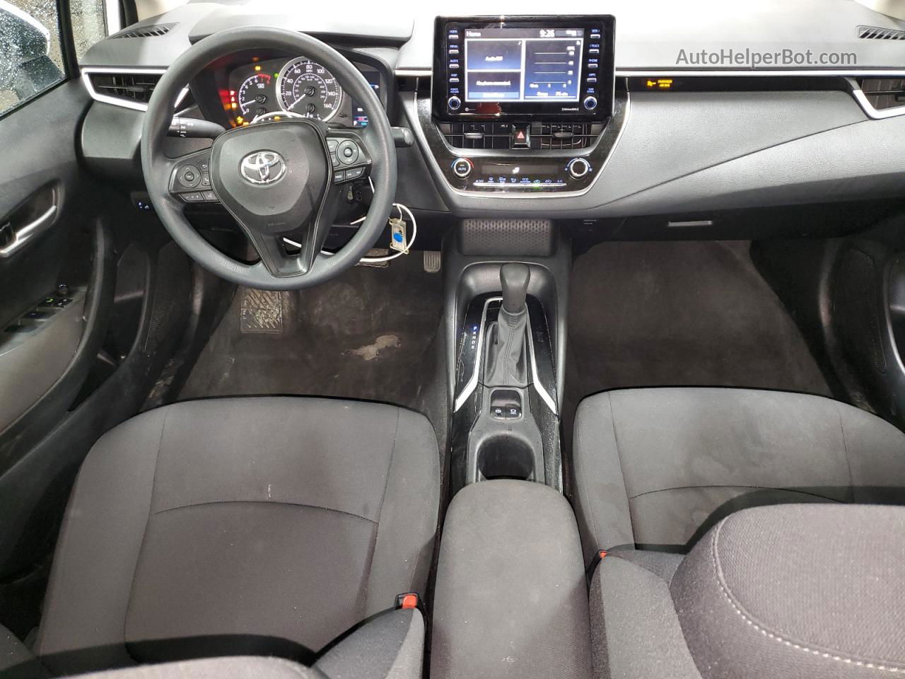 2021 Toyota Corolla Le Белый vin: 5YFEPMAEXMP230479