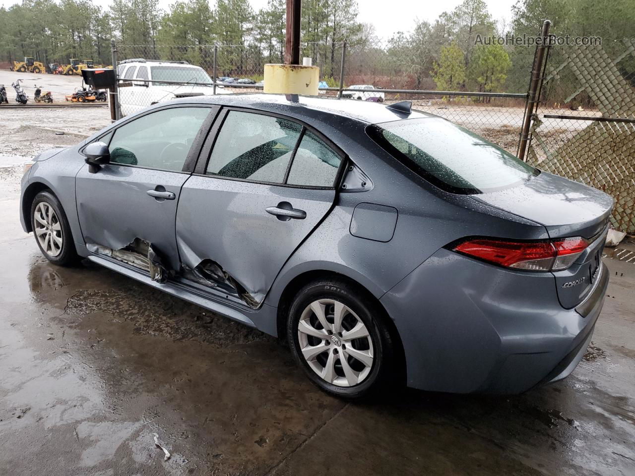 2020 Toyota Corolla Le Gray vin: 5YFEPRAE0LP060189