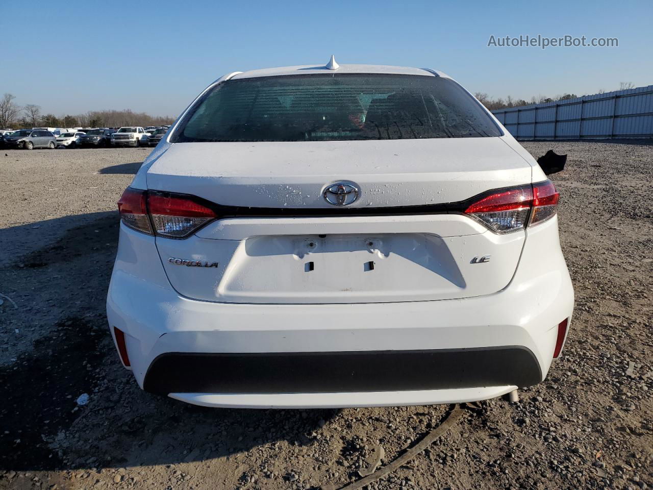 2020 Toyota Corolla Le White vin: 5YFEPRAE0LP073783