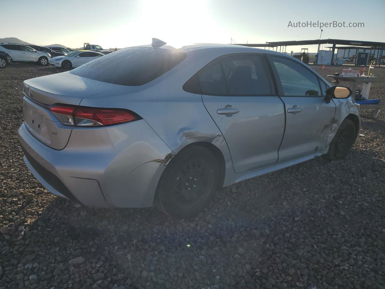 2020 Toyota Corolla Le Silver vin: 5YFEPRAE0LP097324