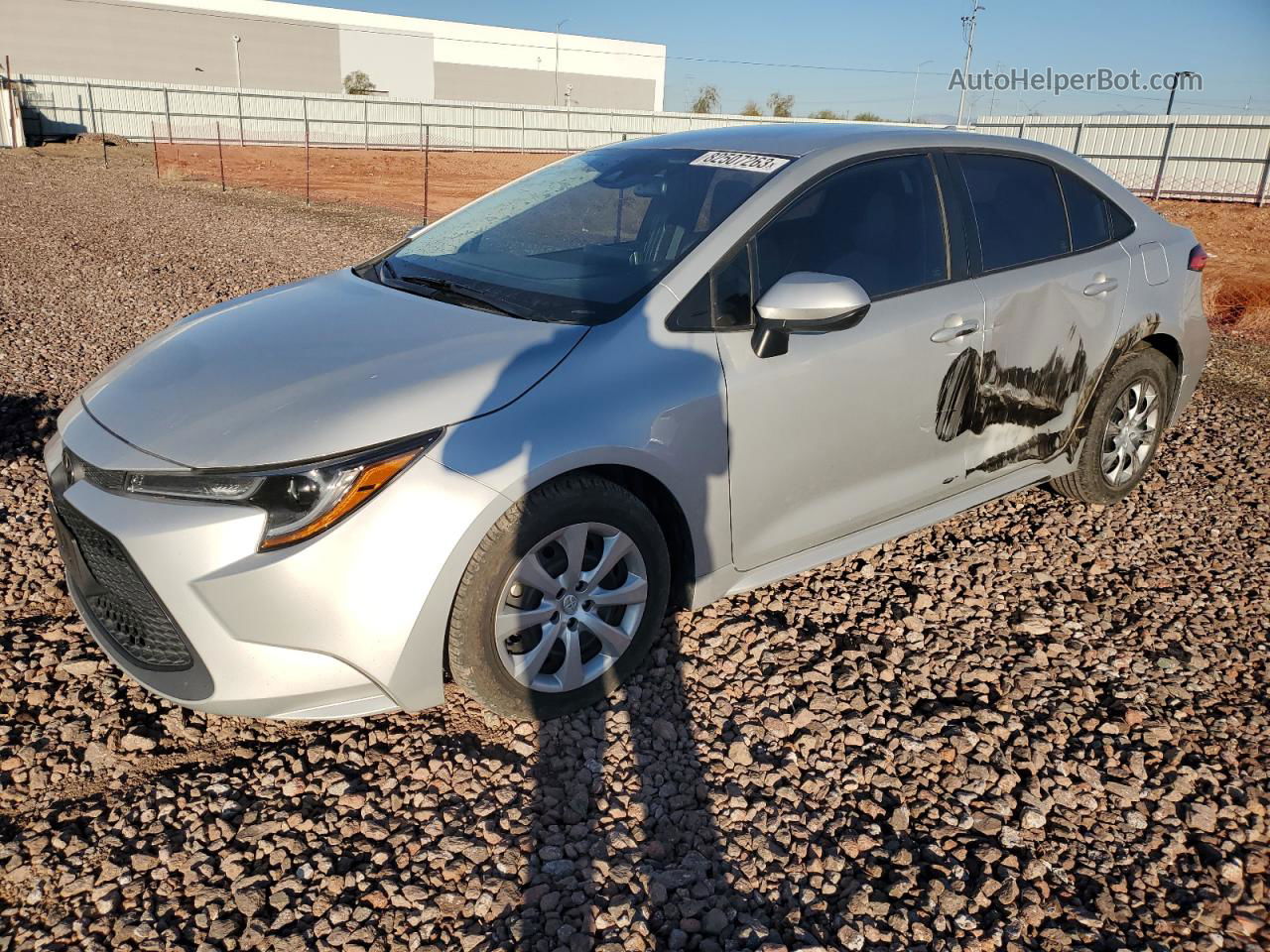 2020 Toyota Corolla Le Silver vin: 5YFEPRAE0LP097324