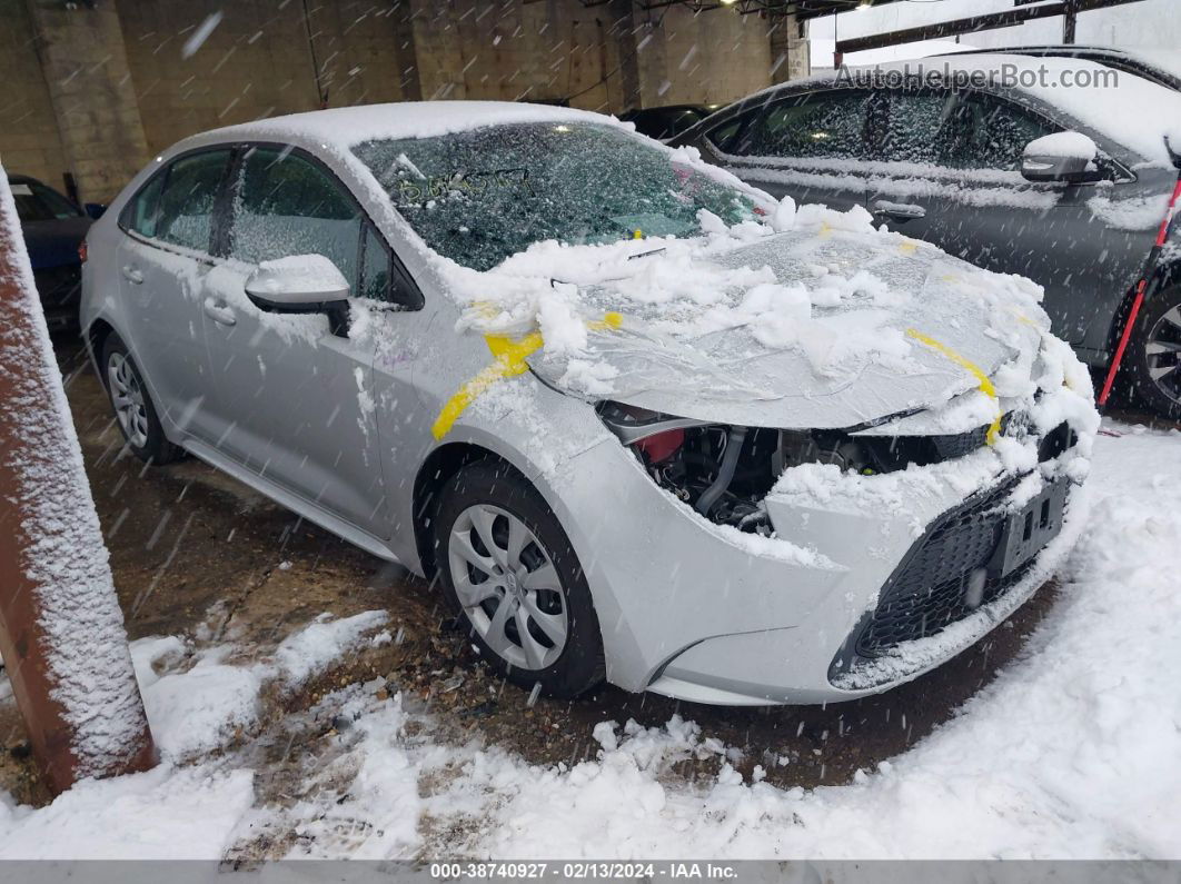 2020 Toyota Corolla Le Silver vin: 5YFEPRAE0LP115420