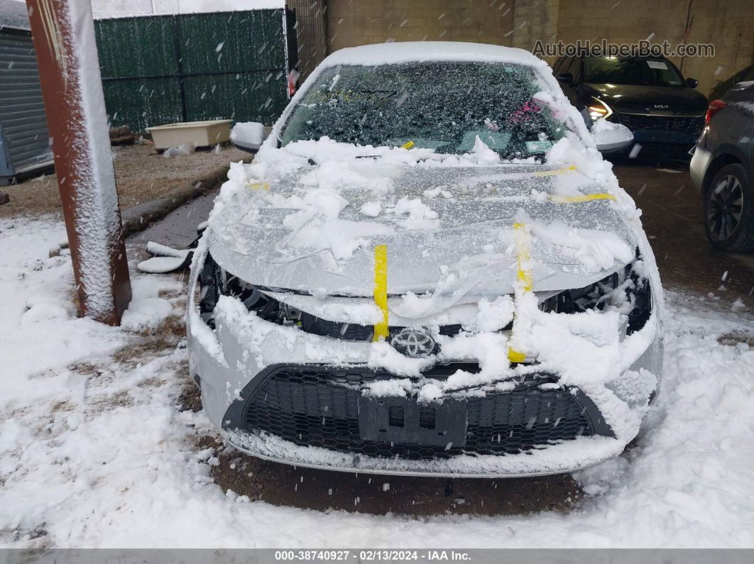 2020 Toyota Corolla Le Silver vin: 5YFEPRAE0LP115420