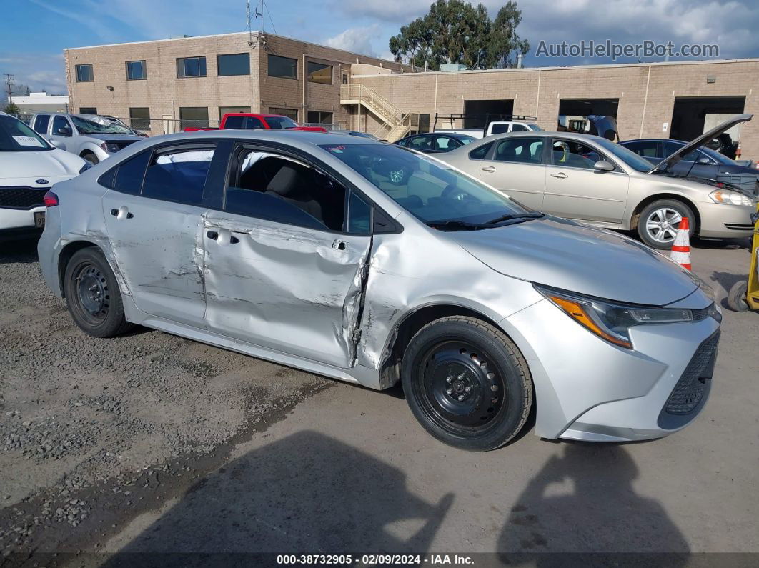 2020 Toyota Corolla Le Серебряный vin: 5YFEPRAE0LP132394