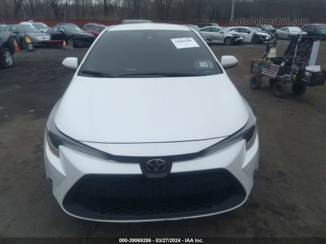 2020 Toyota Corolla Le White vin: 5YFEPRAE2LP001130