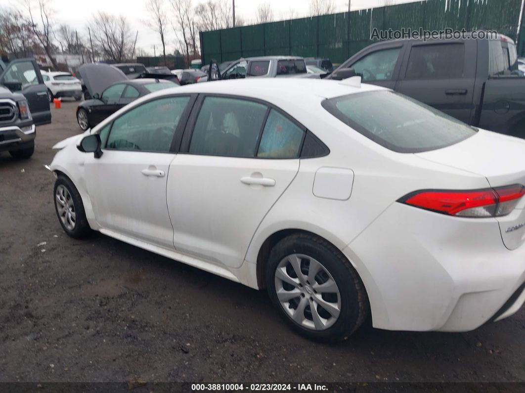 2020 Toyota Corolla Le White vin: 5YFEPRAE2LP117850