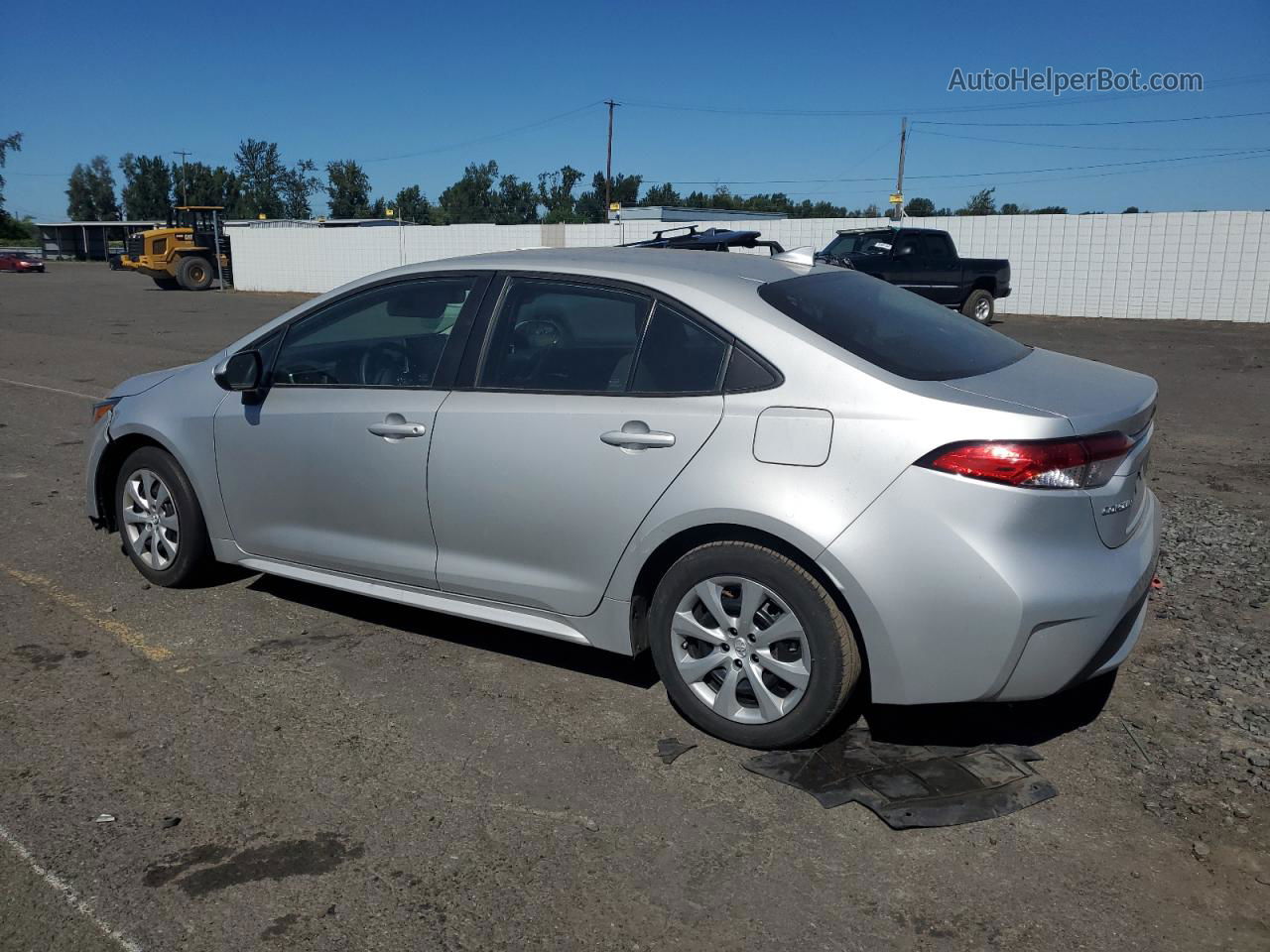 2020 Toyota Corolla Le Silver vin: 5YFEPRAE3LP090058