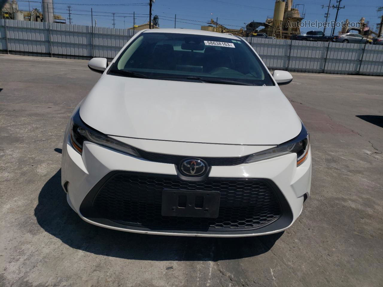 2020 Toyota Corolla Le White vin: 5YFEPRAE3LP136732