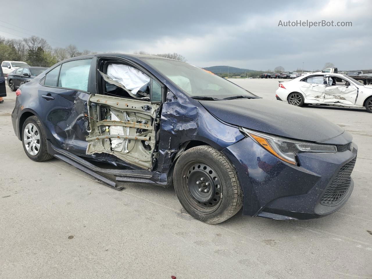 2020 Toyota Corolla Le Синий vin: 5YFEPRAE4LP061104