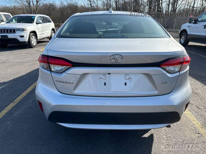 2020 Toyota Corolla Le vin: 5YFEPRAE4LP096371