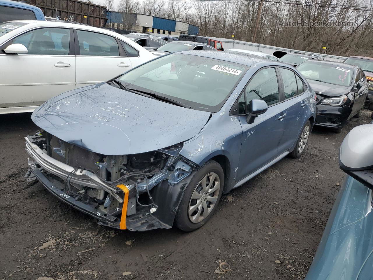 2020 Toyota Corolla Le Silver vin: 5YFEPRAE4LP116005