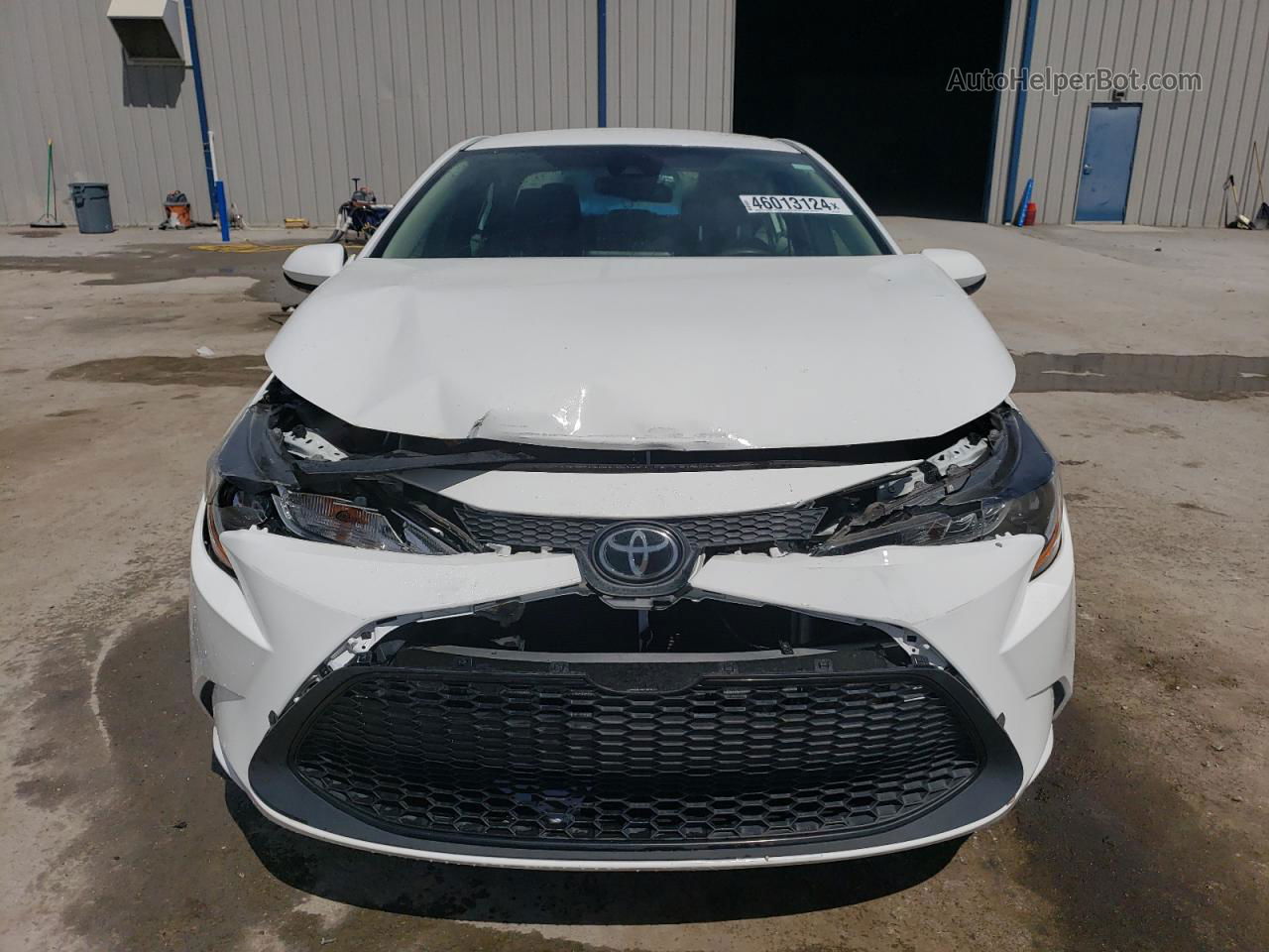 2020 Toyota Corolla Le White vin: 5YFEPRAE6LP053778