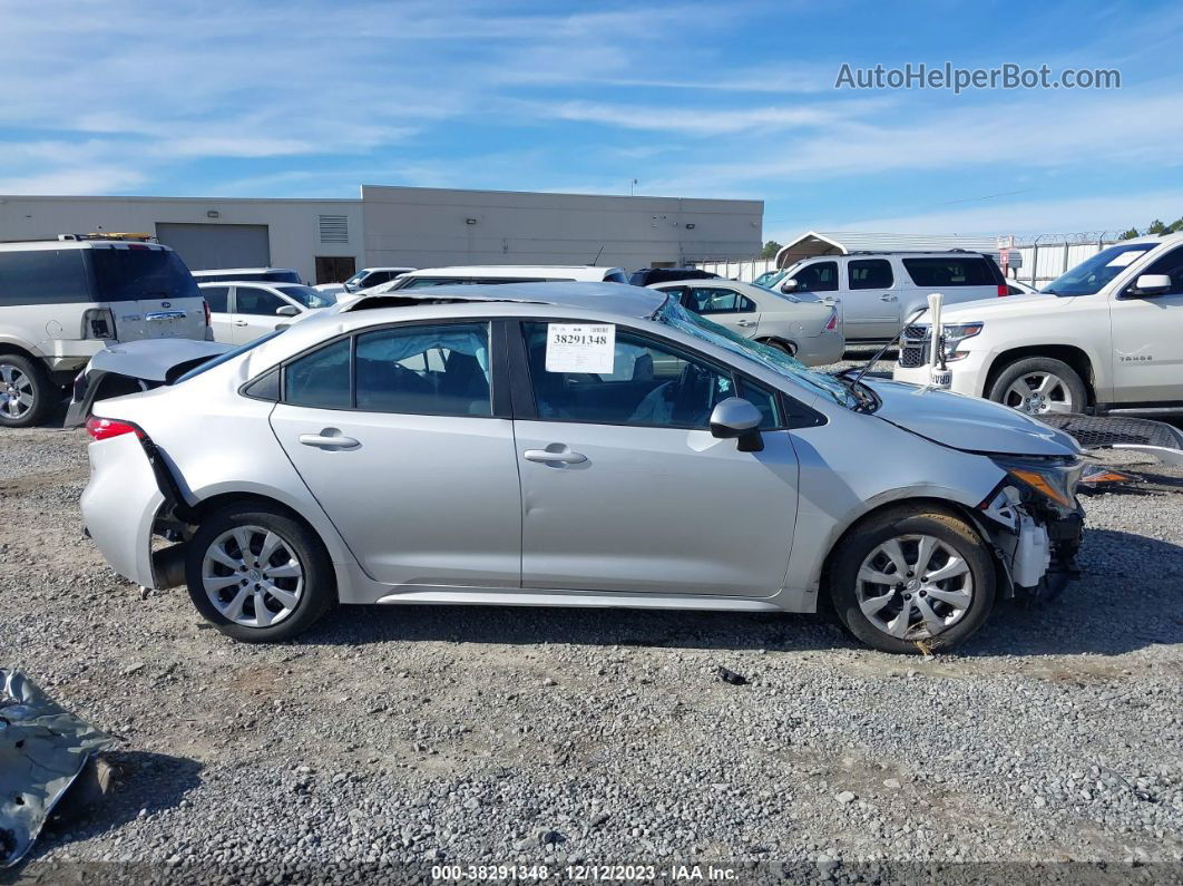 2020 Toyota Corolla Le Silver vin: 5YFEPRAE6LP128365