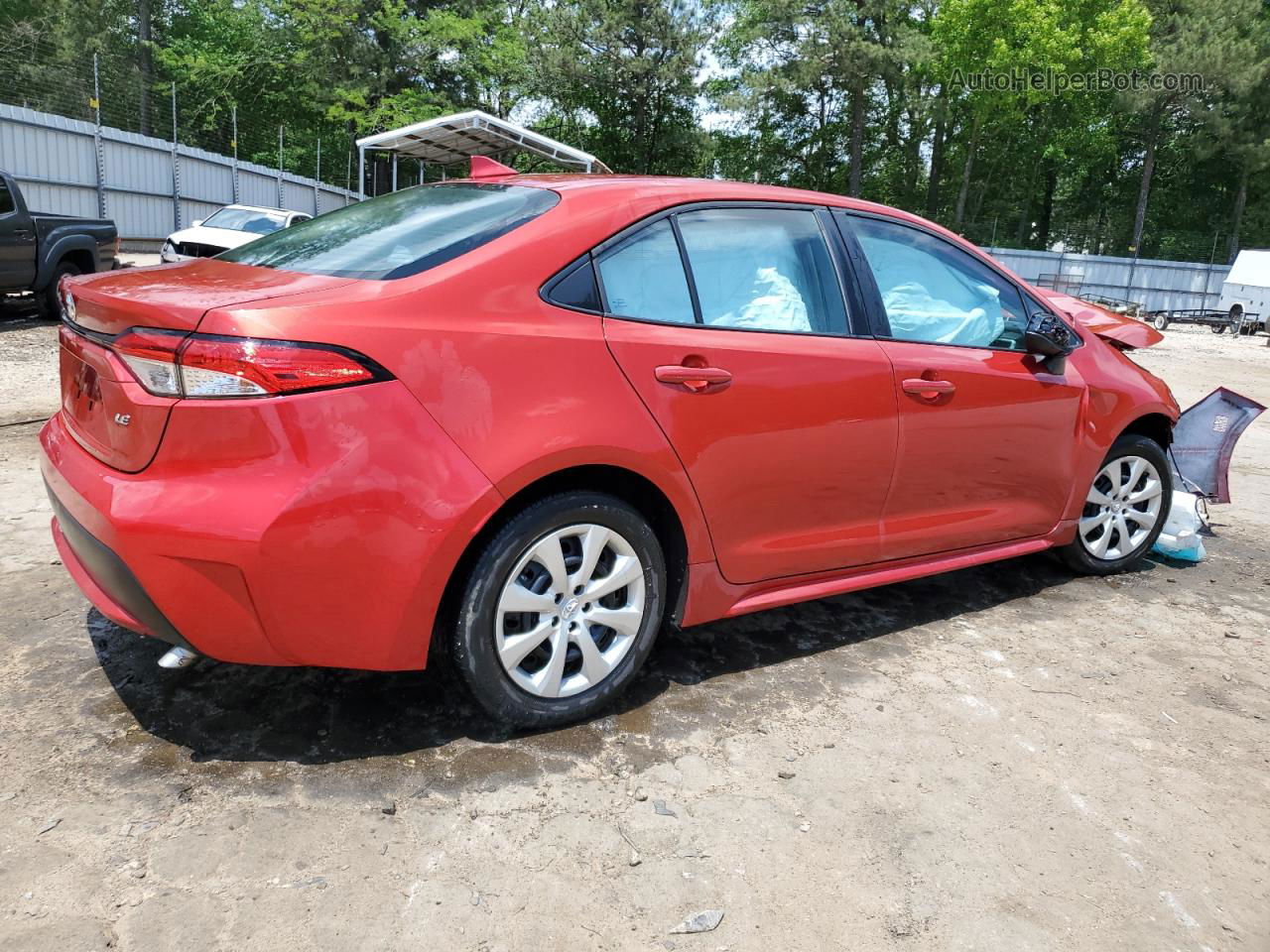 2020 Toyota Corolla Le Red vin: 5YFEPRAE7LP036195