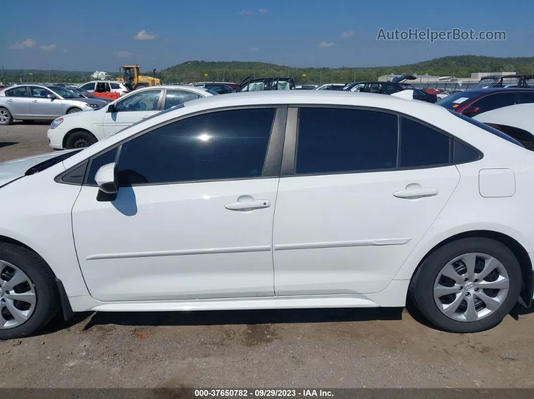 2020 Toyota Corolla Le White vin: 5YFEPRAE7LP093321