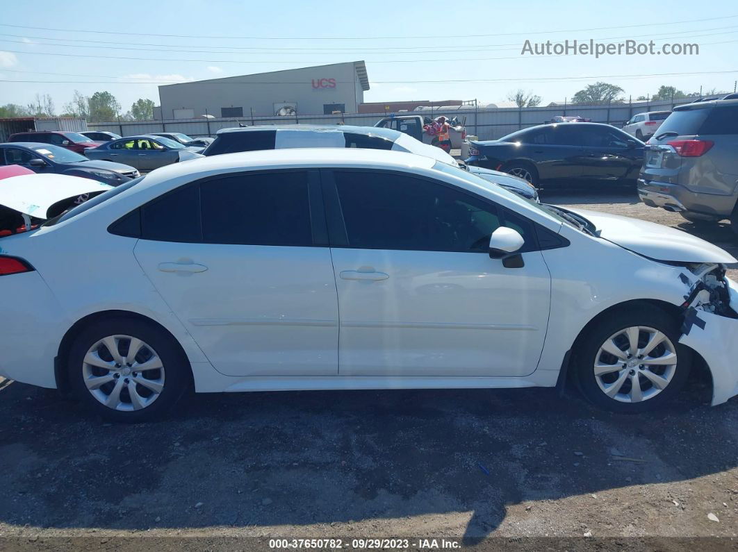 2020 Toyota Corolla Le White vin: 5YFEPRAE7LP093321