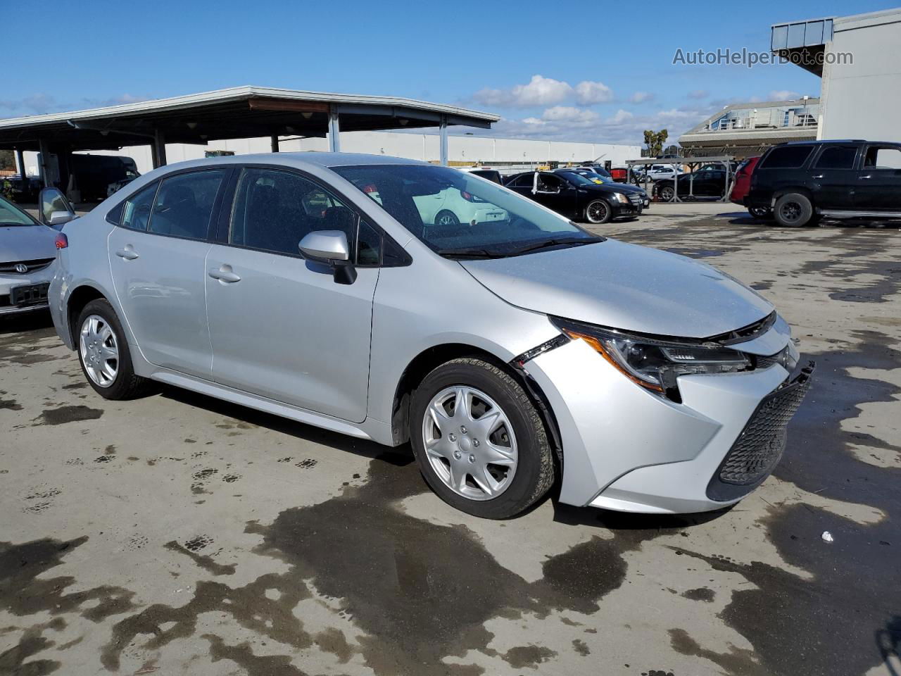 2020 Toyota Corolla Le Silver vin: 5YFEPRAE7LP107895