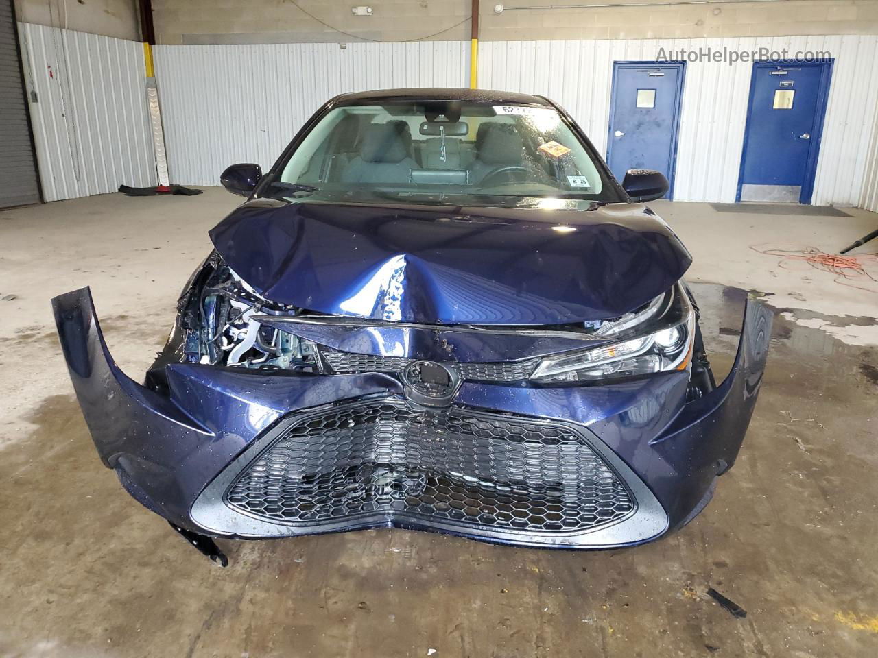 2020 Toyota Corolla Le Blue vin: 5YFEPRAE7LP126754