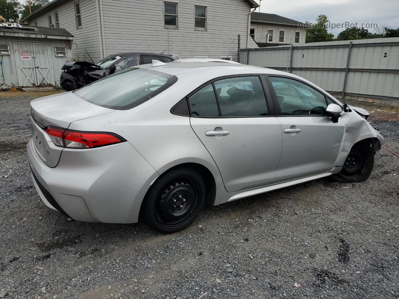 2020 Toyota Corolla Le Silver vin: 5YFEPRAE8LP020880