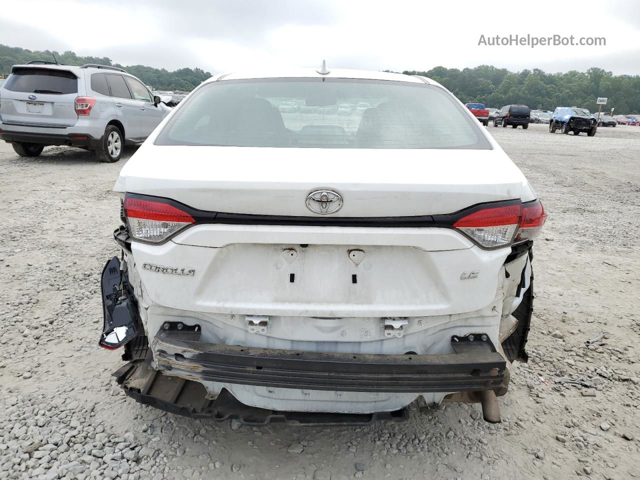 2020 Toyota Corolla Le White vin: 5YFEPRAE8LP049117