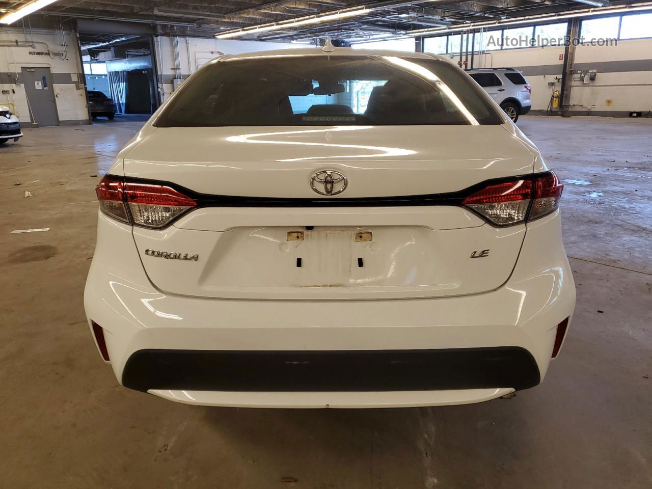 2020 Toyota Corolla Le Белый vin: 5YFEPRAE8LP103130