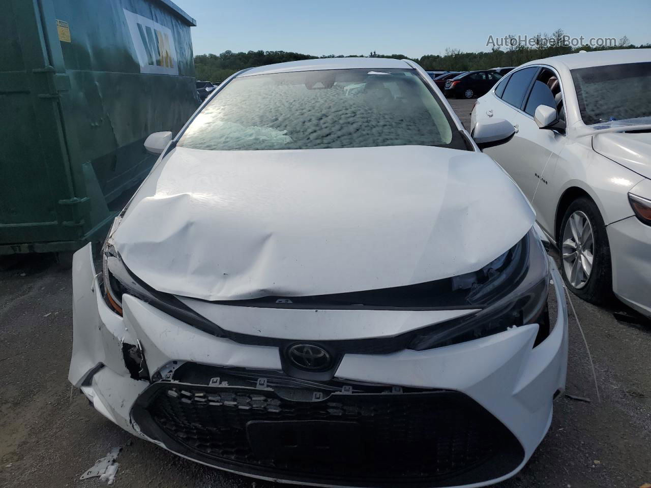 2020 Toyota Corolla Le White vin: 5YFEPRAE8LP109302