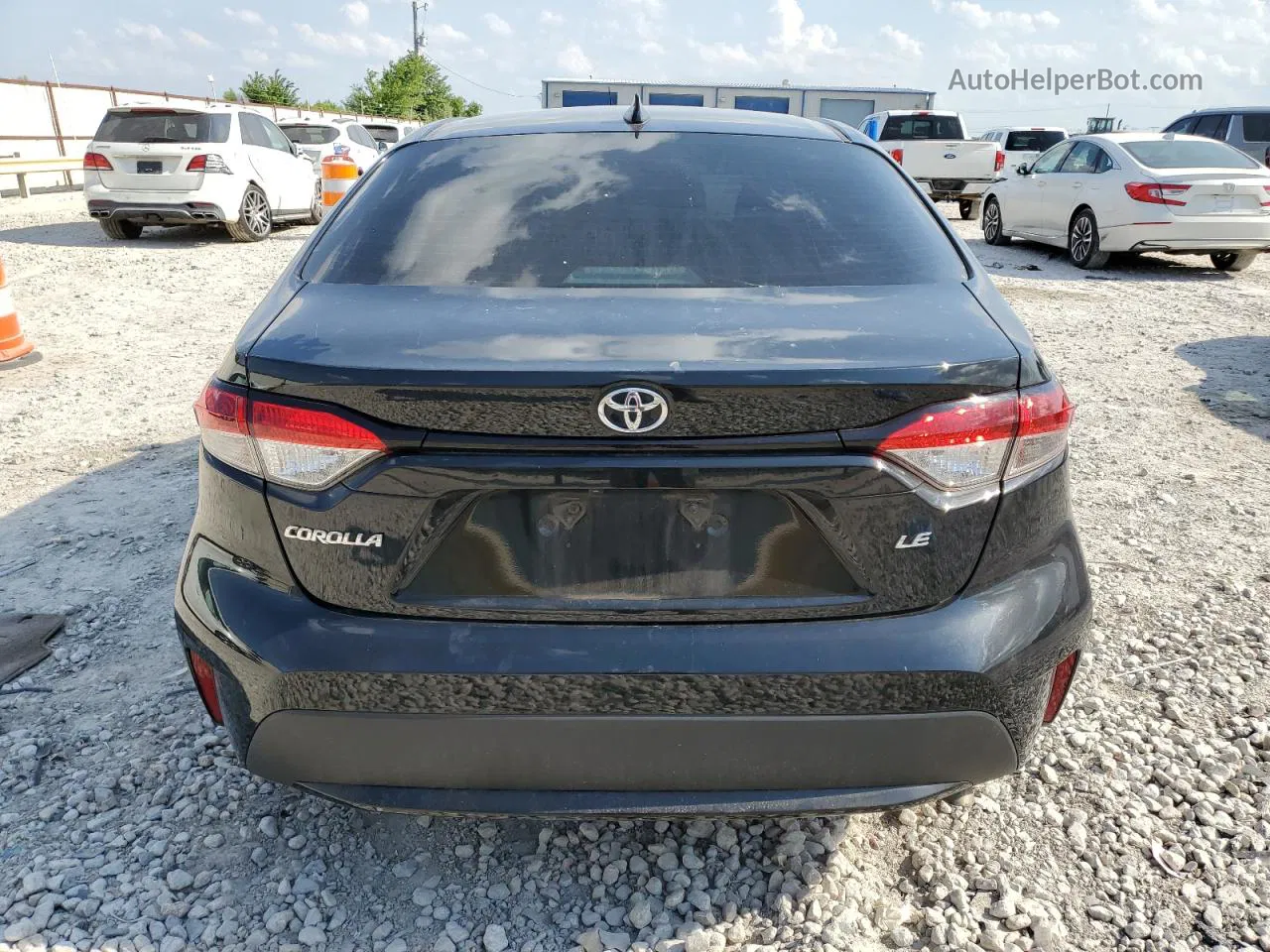 2020 Toyota Corolla Le Black vin: 5YFEPRAE9LP009497