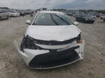 2020 Toyota Corolla Le White vin: 5YFEPRAEXLP037082