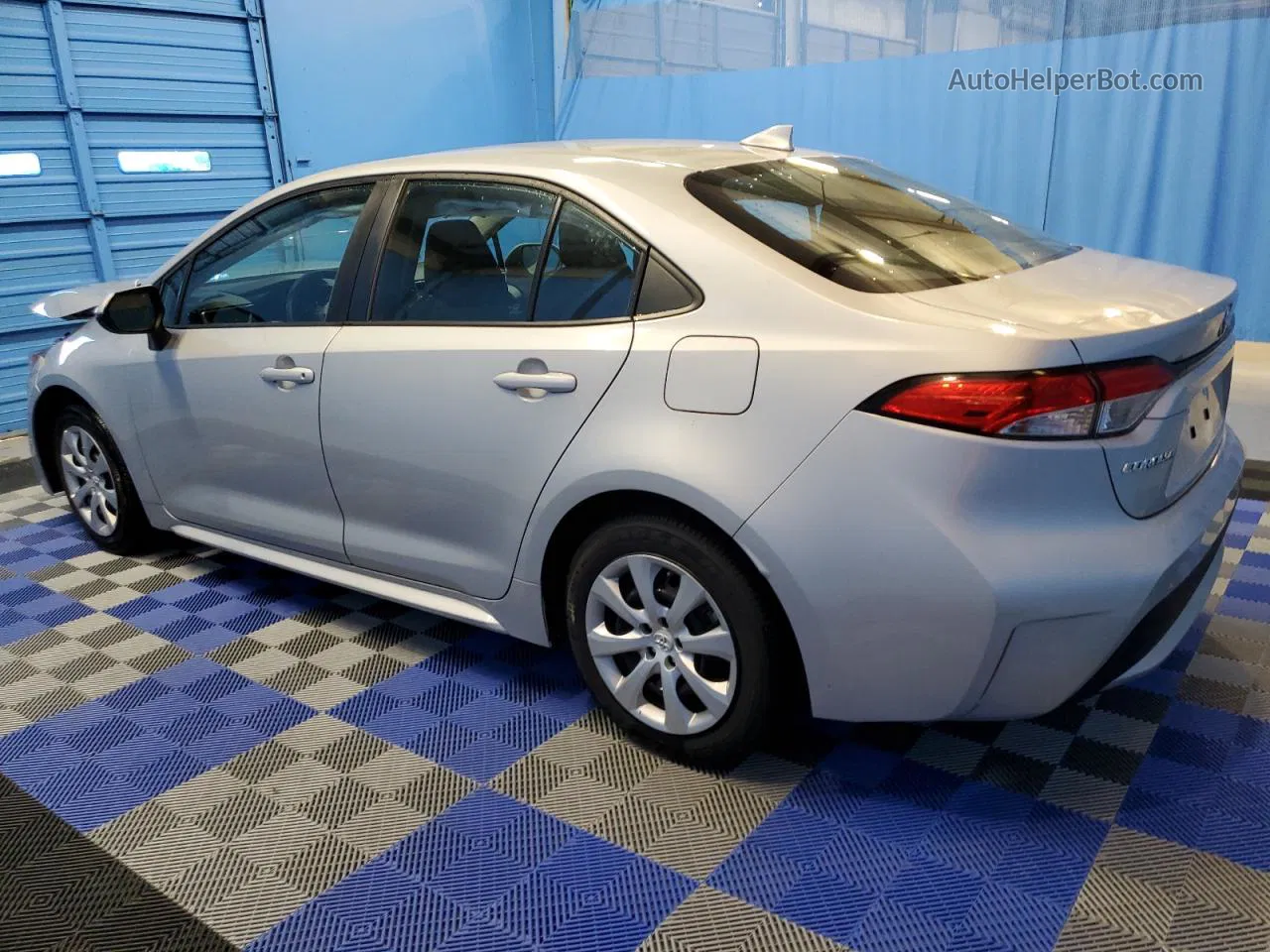 2020 Toyota Corolla Le Silver vin: 5YFEPRAEXLP097086