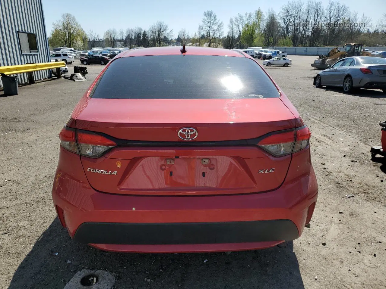 2021 Toyota Corolla Xle Красный vin: 5YFFPMAE3MP258810