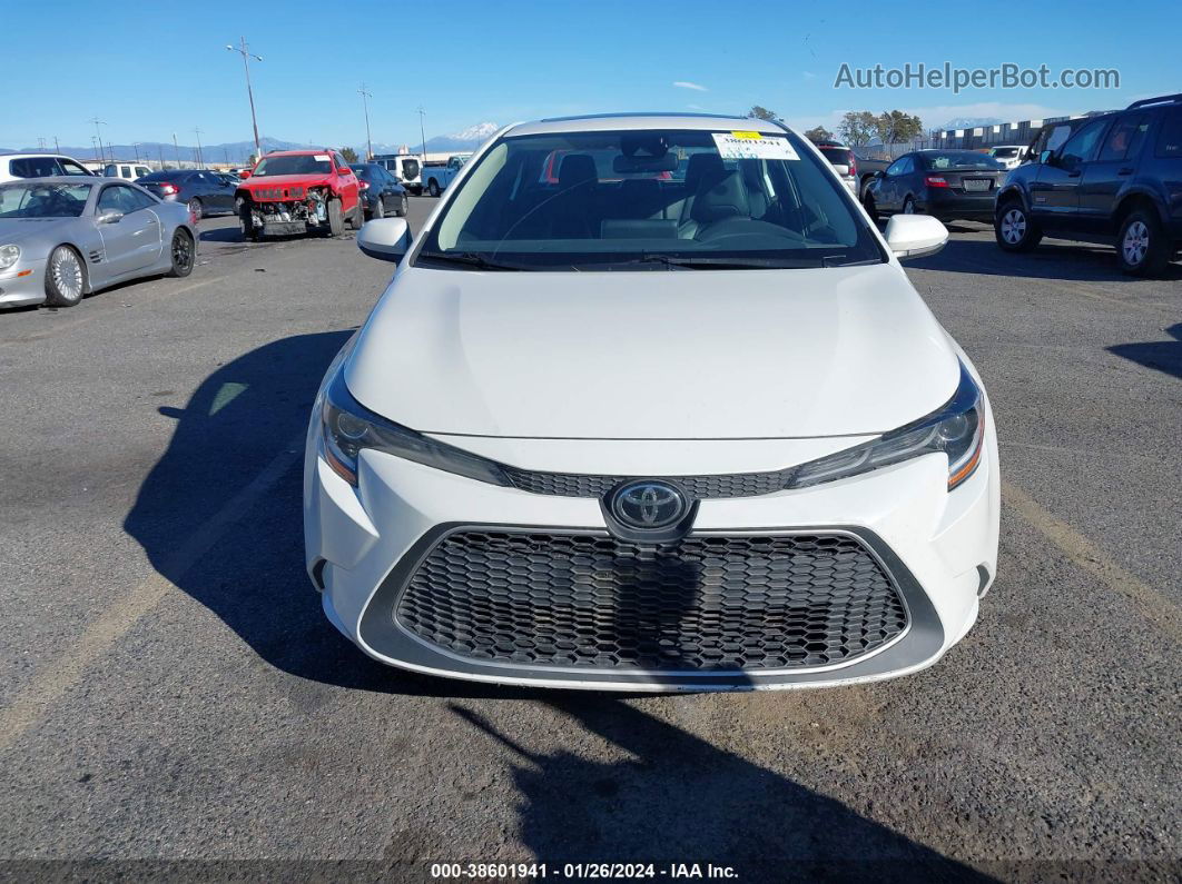 2021 Toyota Corolla Xle White vin: 5YFFPMAE5MP243998