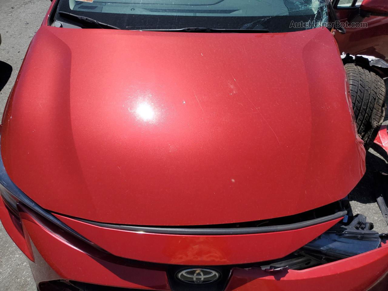 2020 Toyota Corolla Xle Red vin: 5YFFPRAE4LP018791