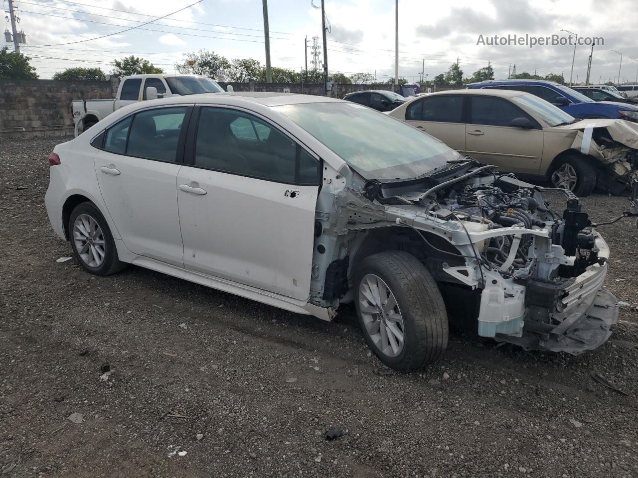 2020 Toyota Corolla Xle White vin: 5YFFPRAE4LP042508