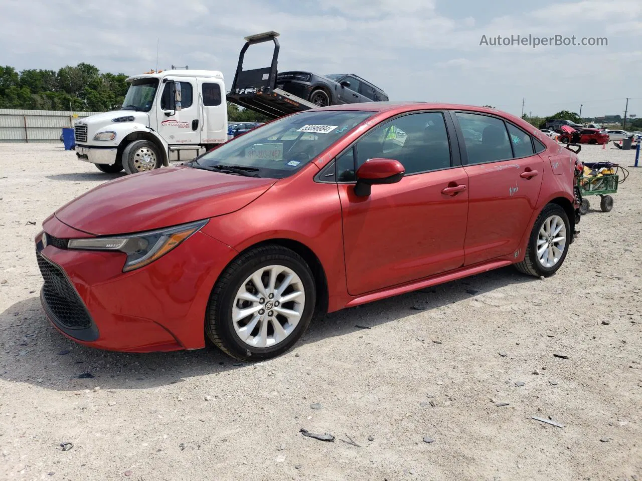 2020 Toyota Corolla Le Red vin: 5YFHPRAE4LP029413