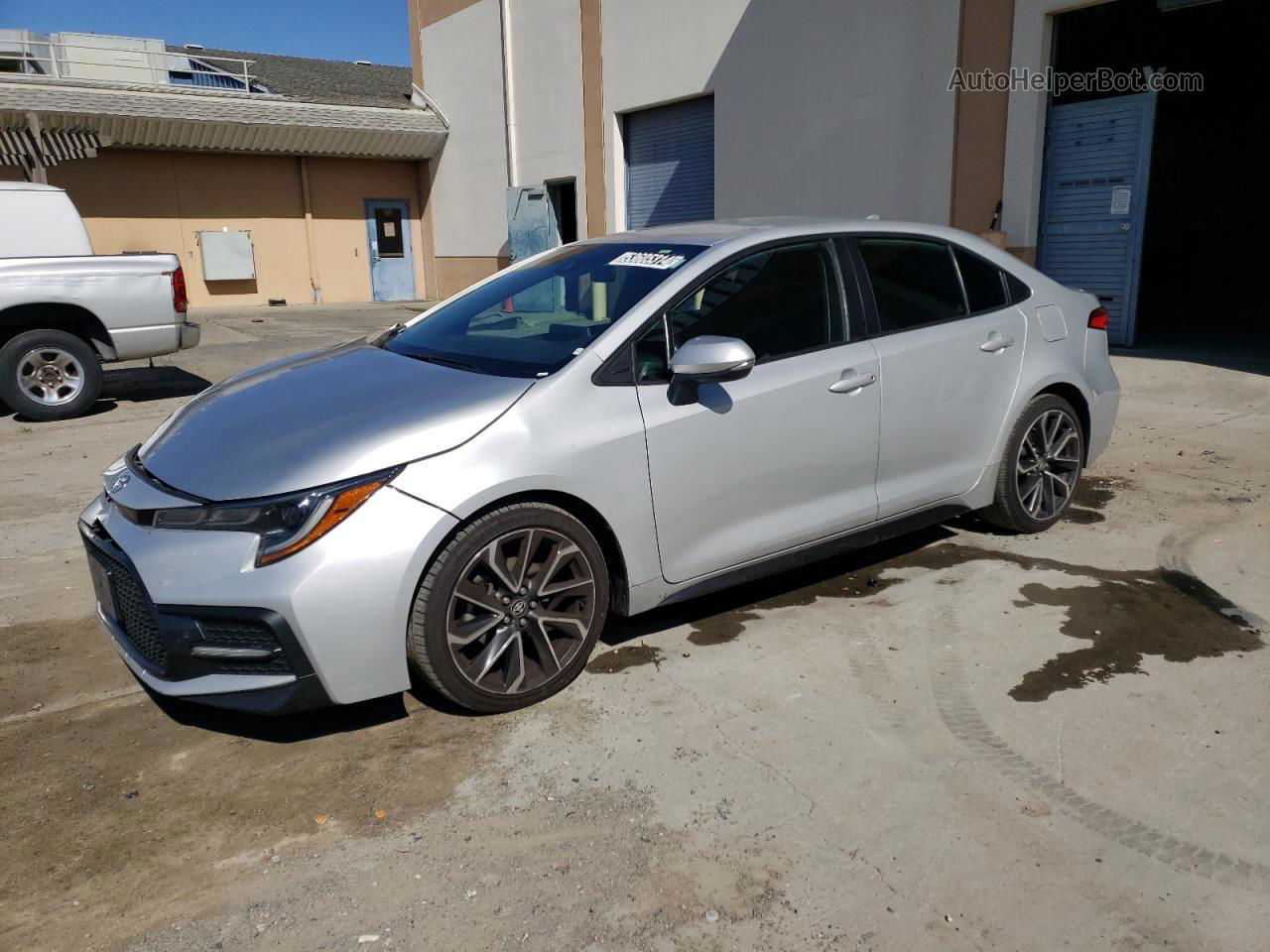 2020 Toyota Corolla Se Silver vin: 5YFS4RCE5LP033787