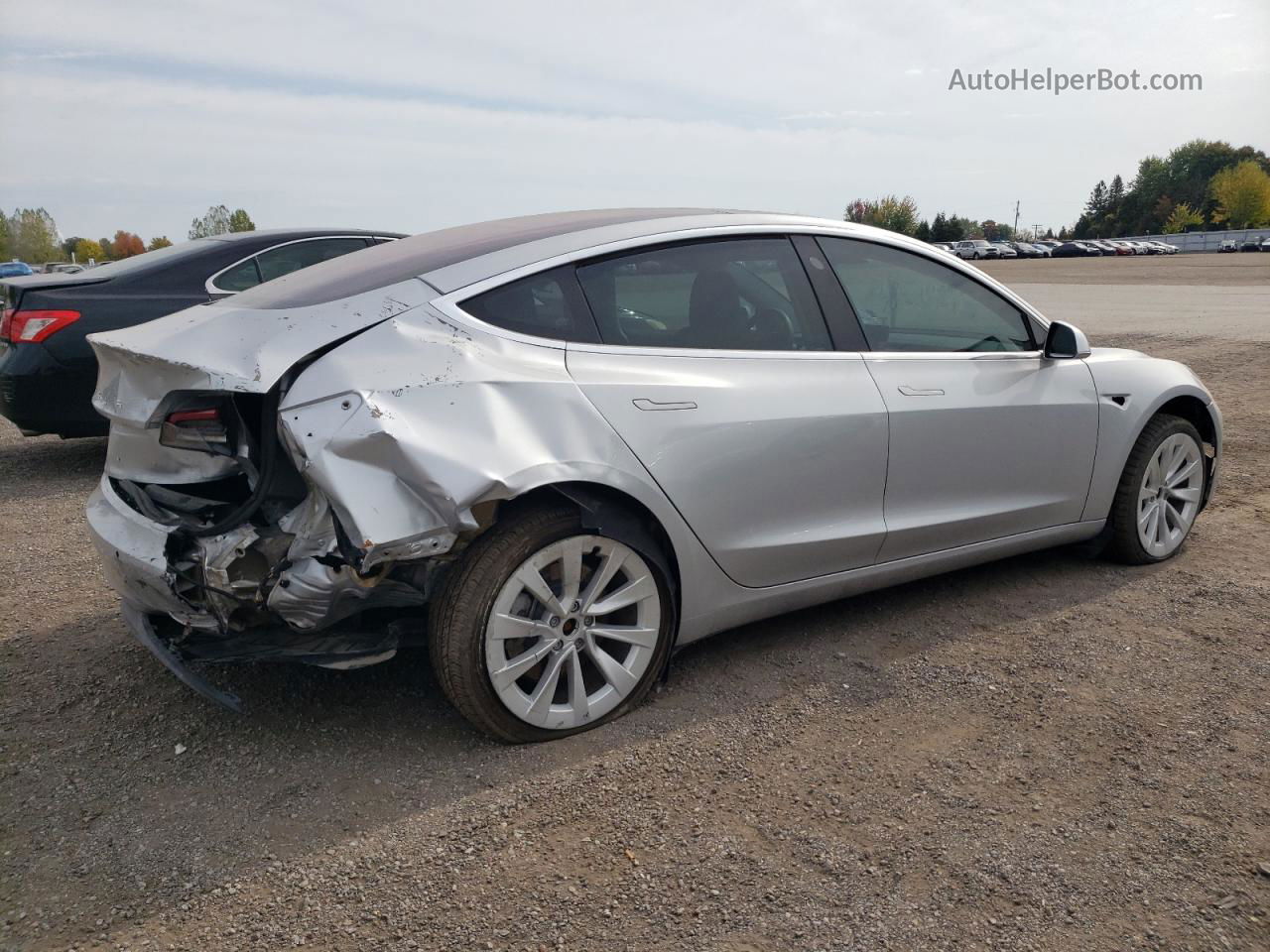 2018 Tesla Model 3  Silver vin: 5YJ3E1EA0JF028986