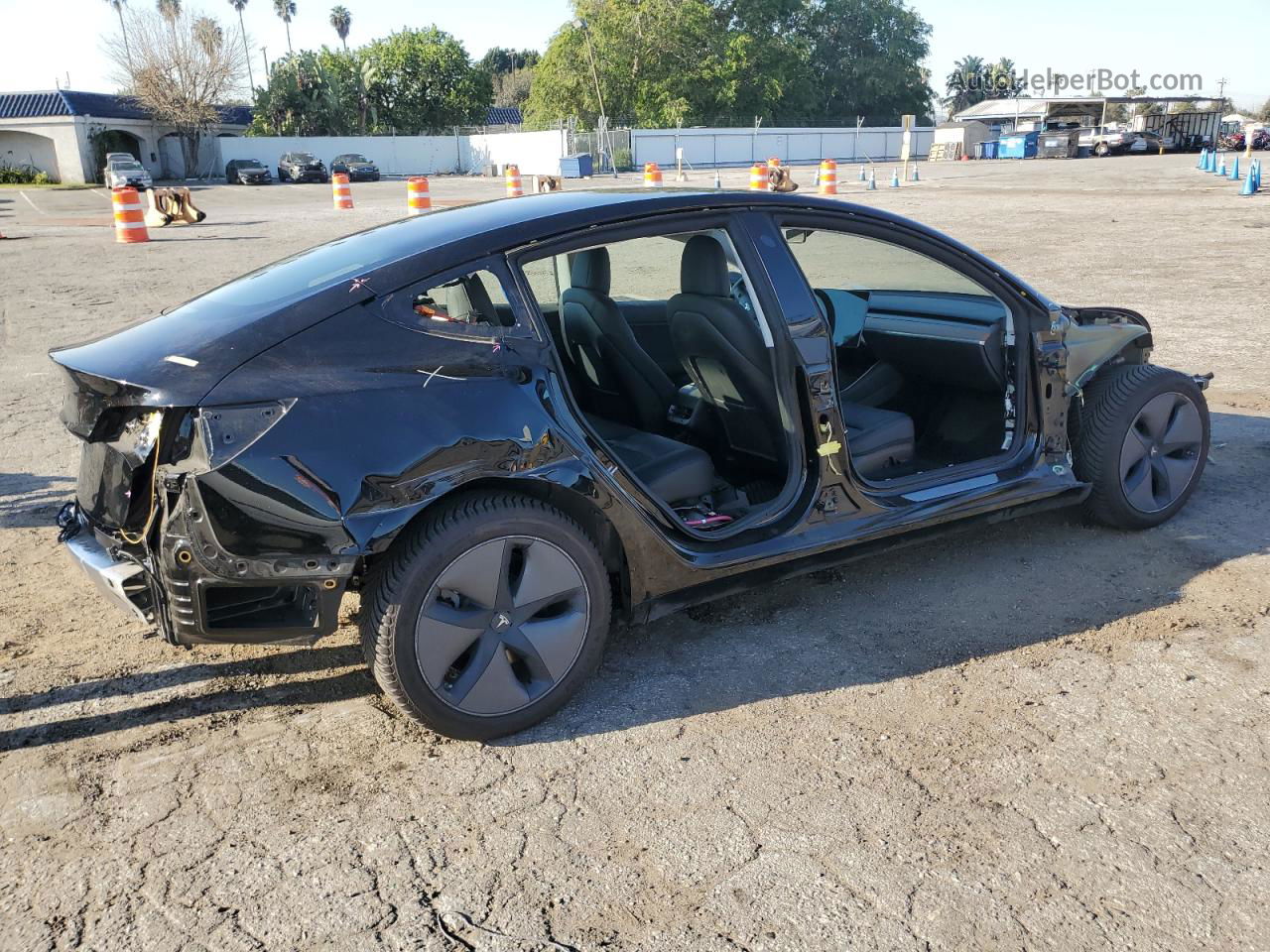 2019 Tesla Model 3  Черный vin: 5YJ3E1EA0KF362047