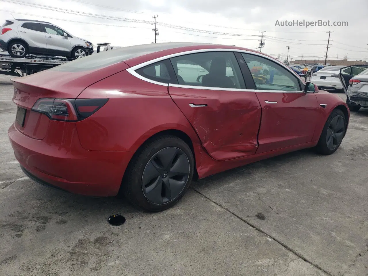 2019 Tesla Model 3  Red vin: 5YJ3E1EA0KF400635