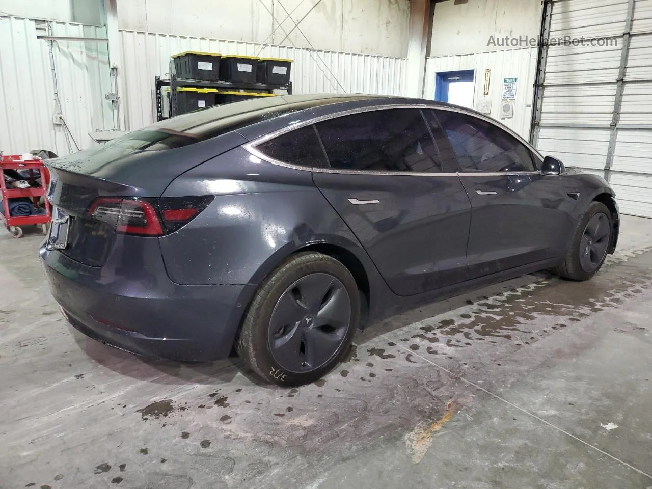 2019 Tesla Model 3  Угольный vin: 5YJ3E1EA0KF410940
