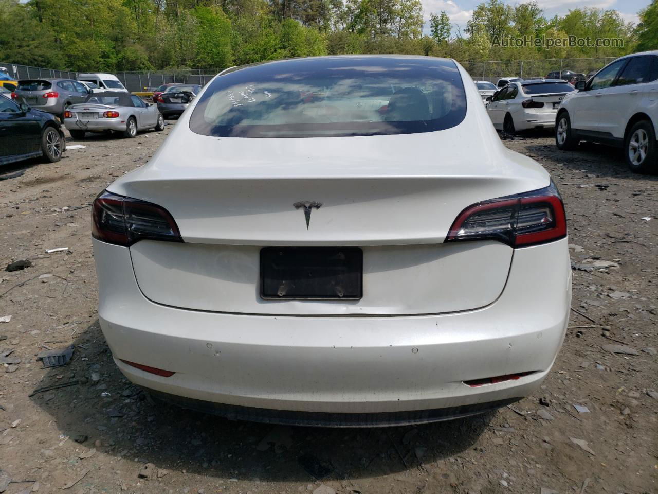 2019 Tesla Model 3  White vin: 5YJ3E1EA0KF486545