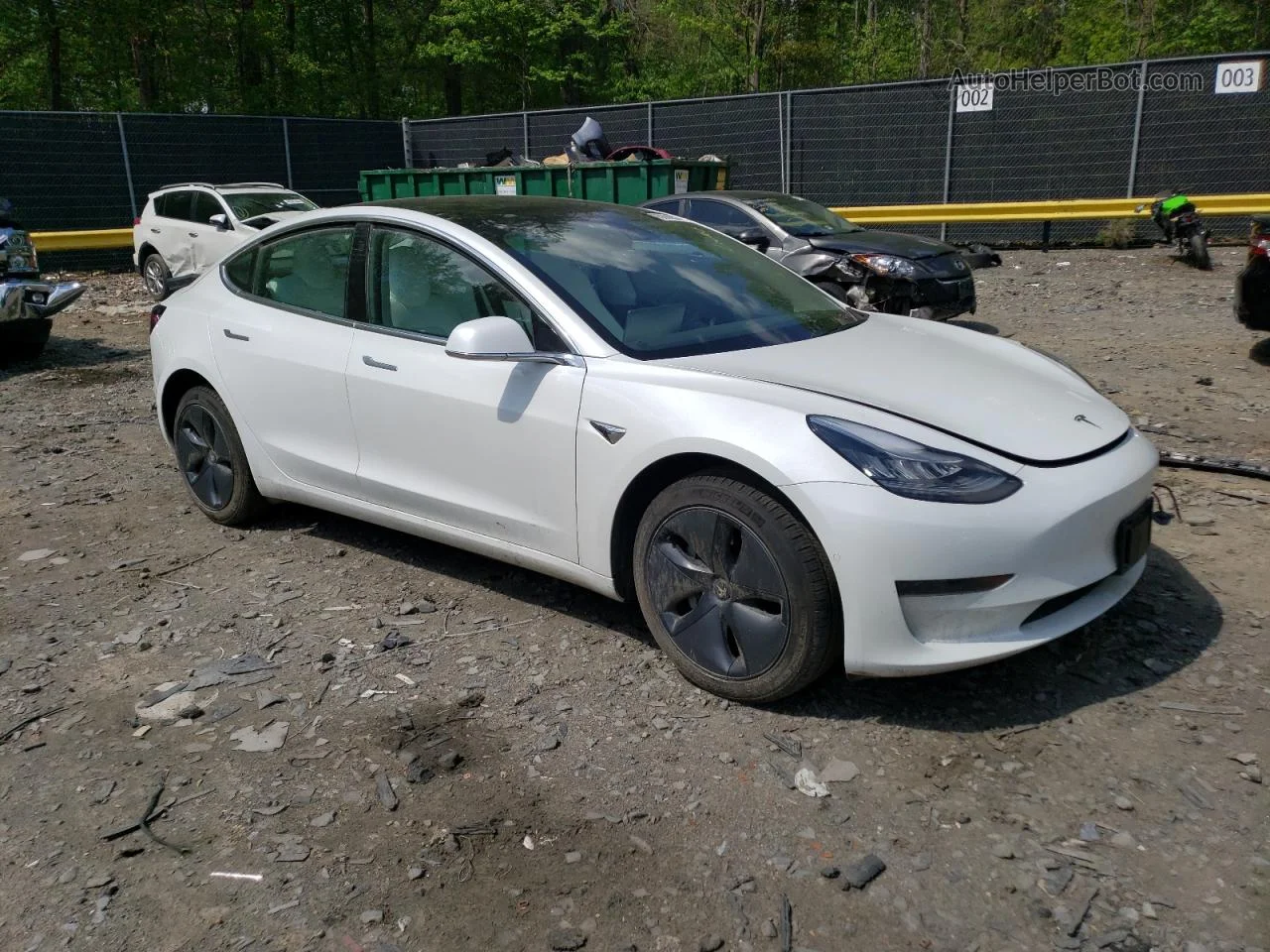 2019 Tesla Model 3  White vin: 5YJ3E1EA0KF486545