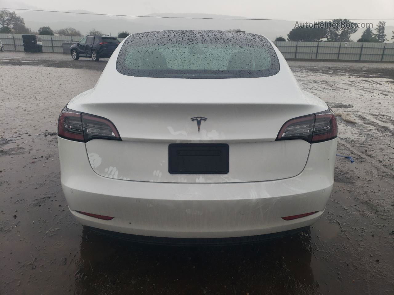 2020 Tesla Model 3  White vin: 5YJ3E1EA0LF632881