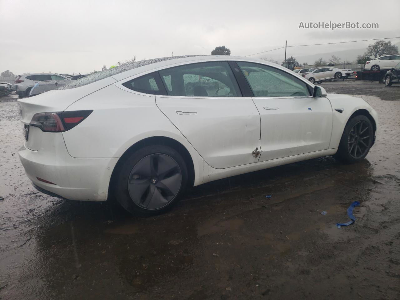 2020 Tesla Model 3  White vin: 5YJ3E1EA0LF632881