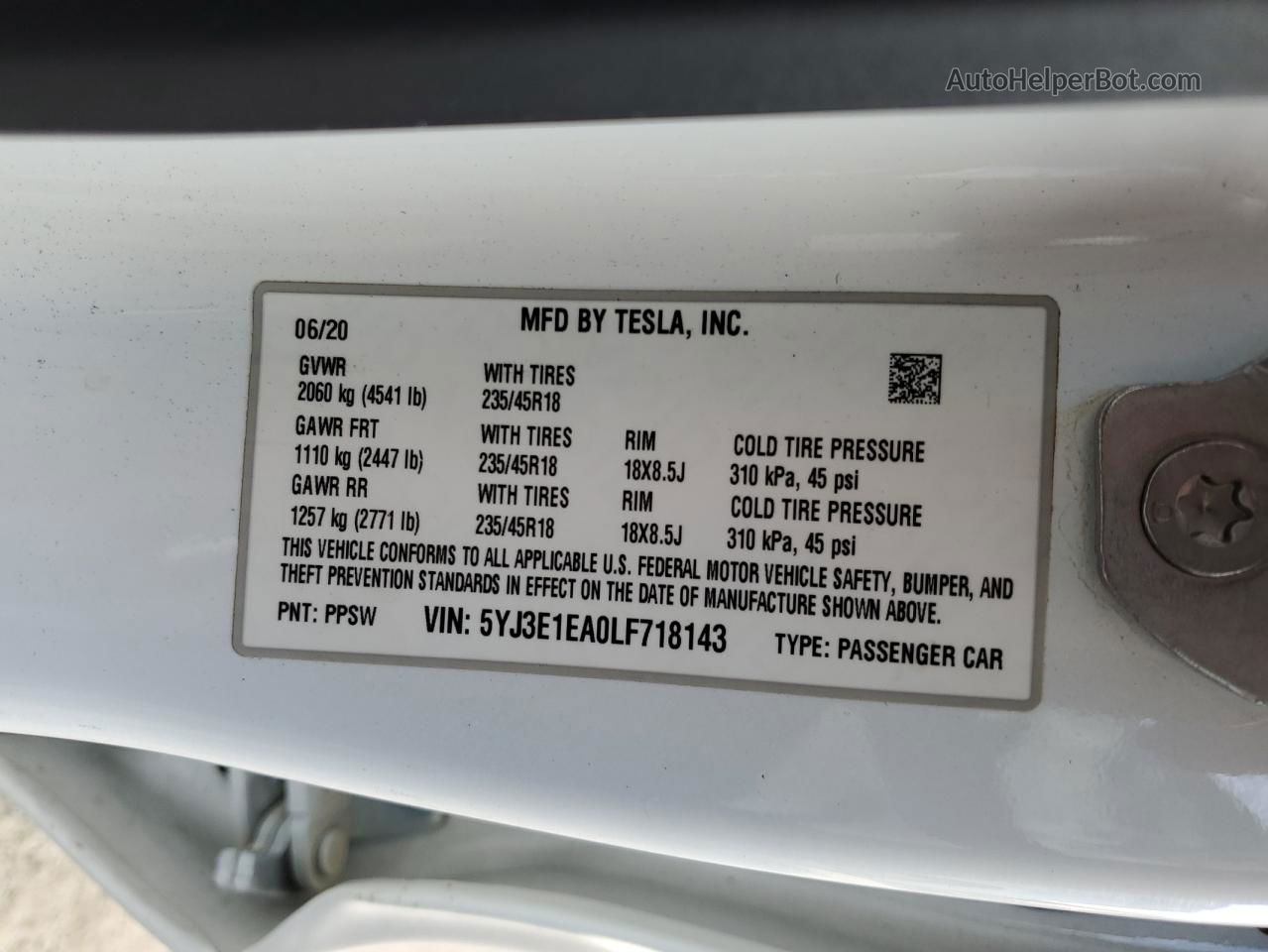 2020 Tesla Model 3  White vin: 5YJ3E1EA0LF718143