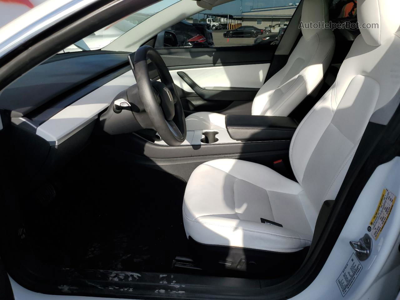 2020 Tesla Model 3  White vin: 5YJ3E1EA0LF718143