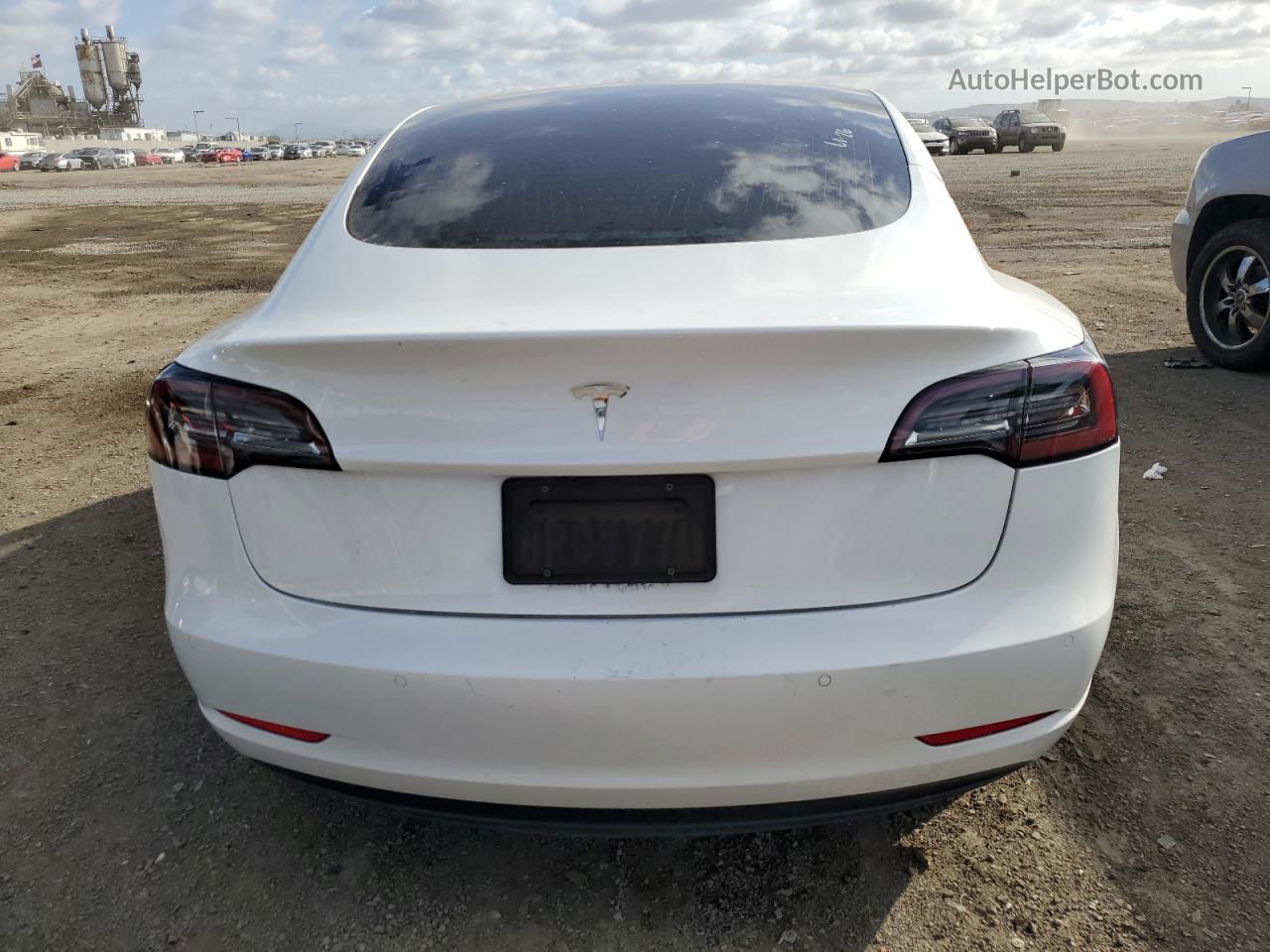 2020 Tesla Model 3  White vin: 5YJ3E1EA0LF742944