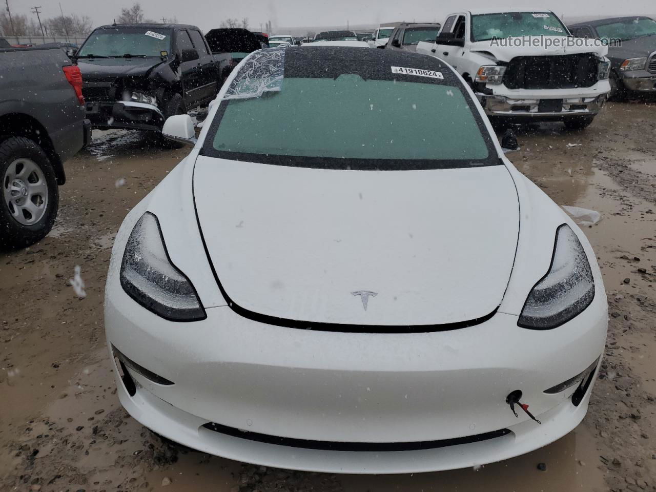 2020 Tesla Model 3  White vin: 5YJ3E1EA0LF747044